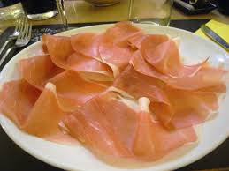 piatto di prosciutto crudo